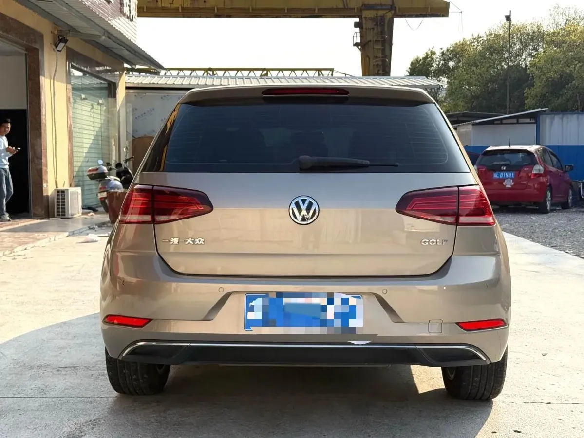 2018 Volkswagen Golf 1.6L 110HP L4 6AT,autocango,china used car exporter,china ev exporter,chinese used car exporter,chinese used ev exporter
