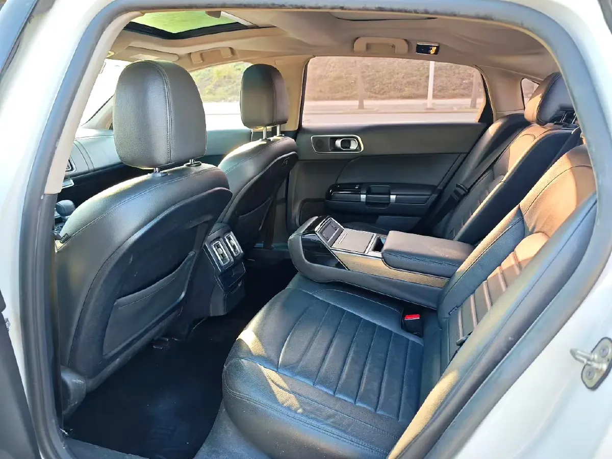 2017 Citroen C6 1.8T 204HP L4 6AT,autocango,china used car exporter,china ev exporter,chinese used car exporter,chinese used ev exporter