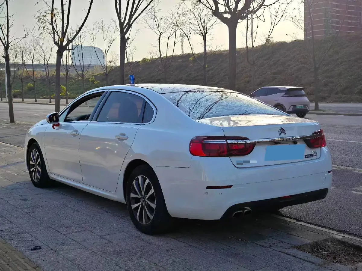 2017 Citroen C6 1.8T 204HP L4 6AT,autocango,china used car exporter,china ev exporter,chinese used car exporter,chinese used ev exporter