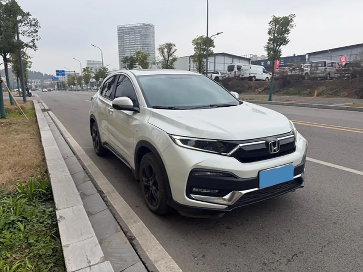 2022 Honda XR-V 1.5T 177HP L4 CVT,autocango,china used car exporter,china ev exporter,chinese used car exporter,chinese used ev exporter