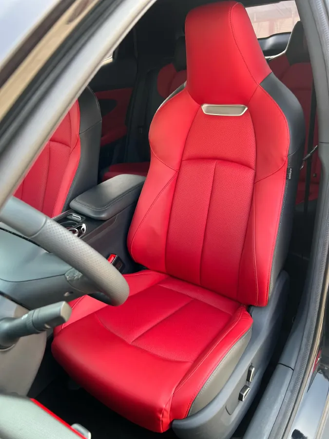 2020 ChangAn UNI-T 1.5T 180HP L4 7DCT,autocango,china used car exporter,china ev exporter,chinese used car exporter,chinese used ev exporter