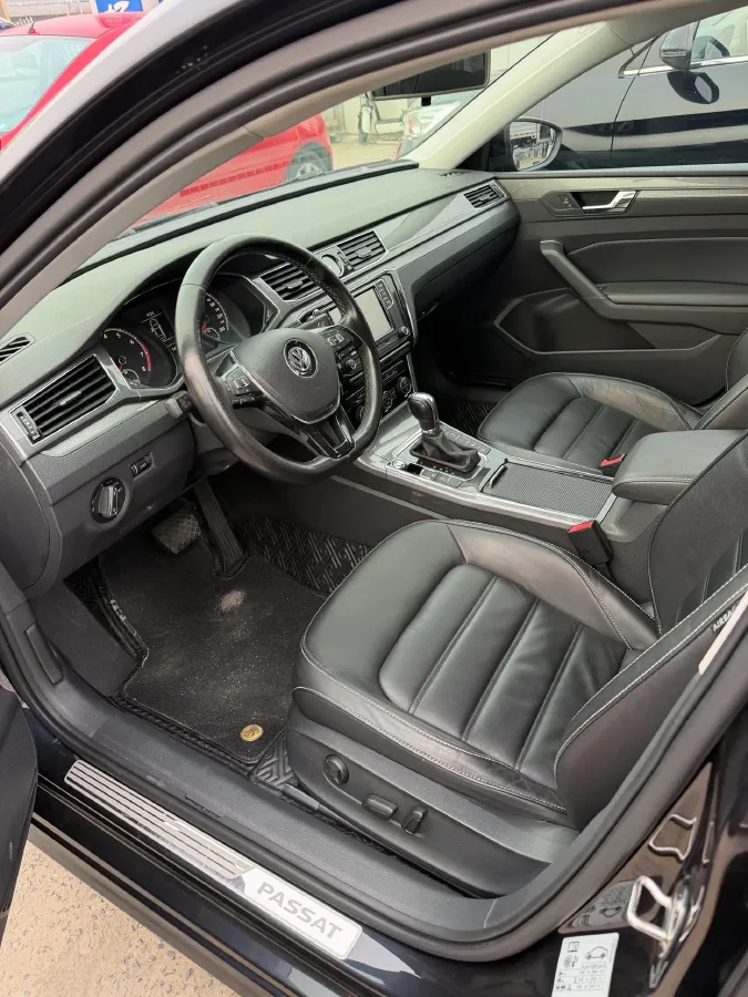 2017 Volkswagen Passat 1.8T 180HP L4 7DCT,autocango,china used car exporter,china ev exporter,chinese used car exporter,chinese used ev exporter