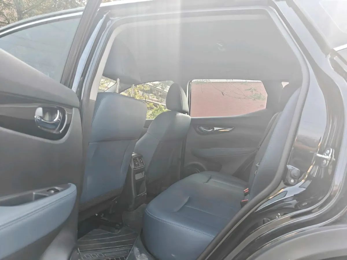 2025 Nissan Qashqai 2.0L 151HP L4 CVT,autocango,china used car exporter,china ev exporter,chinese used car exporter,chinese used ev exporter