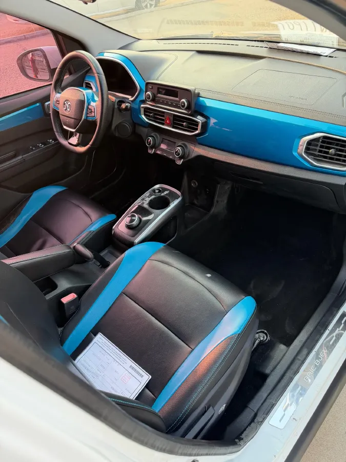 2018 Landwind XiaoYao 1.5T 163HP L4 CVT,autocango,china used car exporter,china ev exporter,chinese used car exporter,chinese used ev exporter