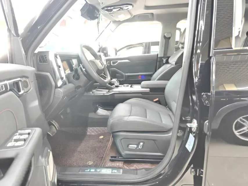 2023 Jetour Traveller 2.0T 254HP L4 8AT,autocango,china used car exporter,china ev exporter,chinese used car exporter,chinese used ev exporter