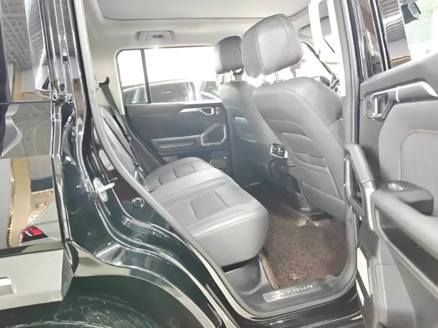 2023 Jetour Traveller 2.0T 254HP L4 8AT,autocango,china used car exporter,china ev exporter,chinese used car exporter,chinese used ev exporter