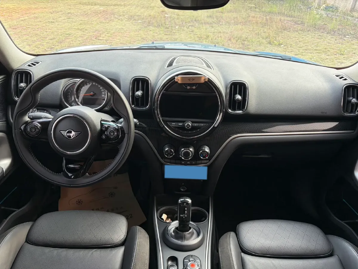 2019 MINI COUNTRYMAN 1.5T 136HP L3 8AT,autocango,china used car exporter,china ev exporter,chinese used car exporter,chinese used ev exporter