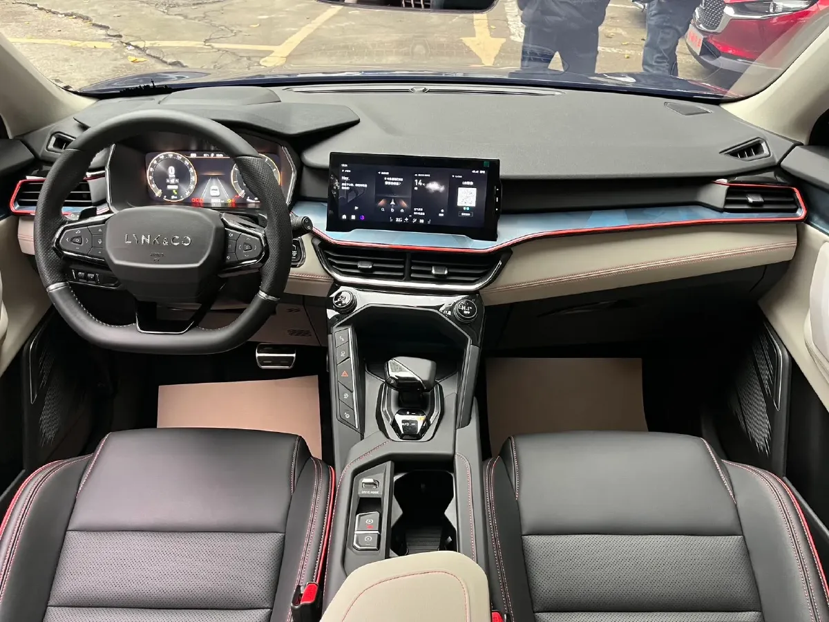 2020 LYNK&CO 06 1.5T 177HP L3 7DCT,autocango,china used car exporter,china ev exporter,chinese used car exporter,chinese used ev exporter