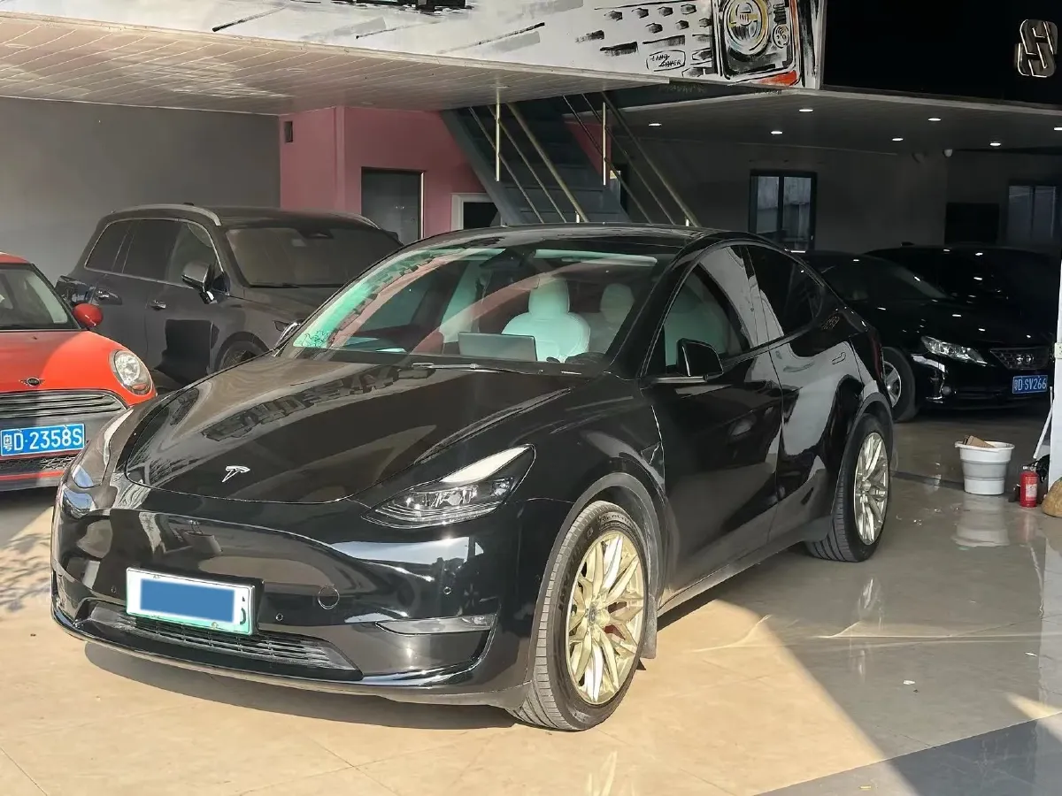 2021 MINI COUNTRYMAN 1.5T 136HP L3 8AT,autocango,china used car exporter,china ev exporter,chinese used car exporter,chinese used ev exporter