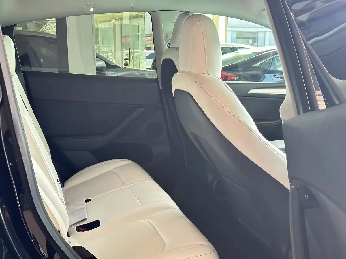 2021 MINI COUNTRYMAN 1.5T 136HP L3 8AT,autocango,china used car exporter,china ev exporter,chinese used car exporter,chinese used ev exporter