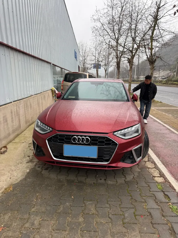 2020 Audi A4L 2.0T 190HP L4 7DCT,autocango,china used car exporter,china ev exporter,chinese used car exporter,chinese used ev exporter