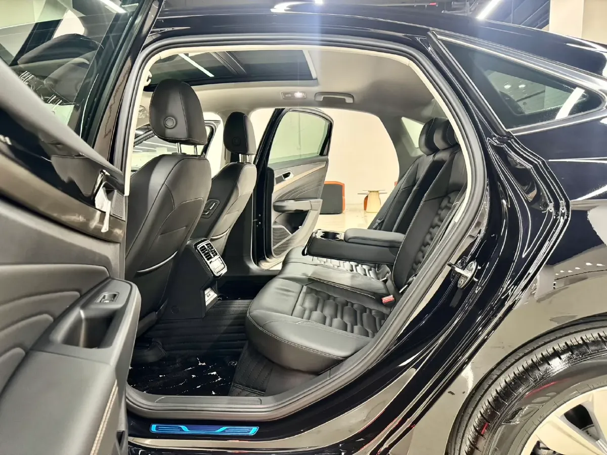 2019 Skoda Kodiak 2.0T 186HP L4 7DCT,autocango,china used car exporter,china ev exporter,chinese used car exporter,chinese used ev exporter