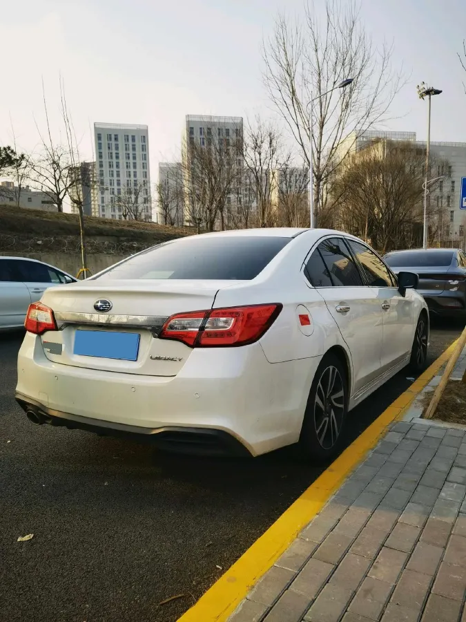 2020 Subaru Legacy 2.5L 175HP H4 CVT,autocango,china used car exporter,china ev exporter,chinese used car exporter,chinese used ev exporter