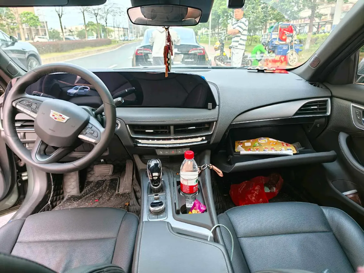 2024 Cadillac CT5 2.0T 237HP L4 10AT,autocango,china used car exporter,china ev exporter,chinese used car exporter,chinese used ev exporter