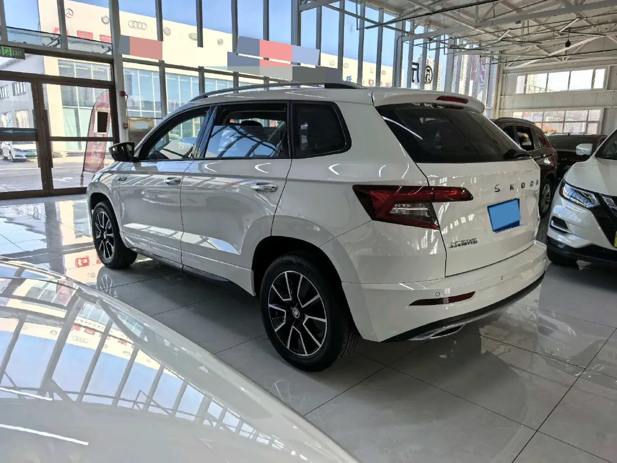 2022 Skoda Karoq 1.4T 150HP L4 7DCT,autocango,china used car exporter,china ev exporter,chinese used car exporter,chinese used ev exporter