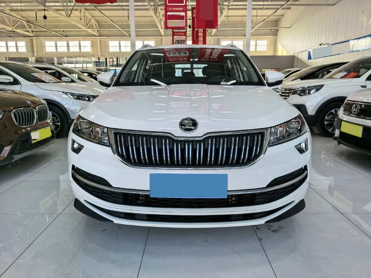 2022 Skoda Karoq 1.4T 150HP L4 7DCT,autocango,china used car exporter,china ev exporter,chinese used car exporter,chinese used ev exporter