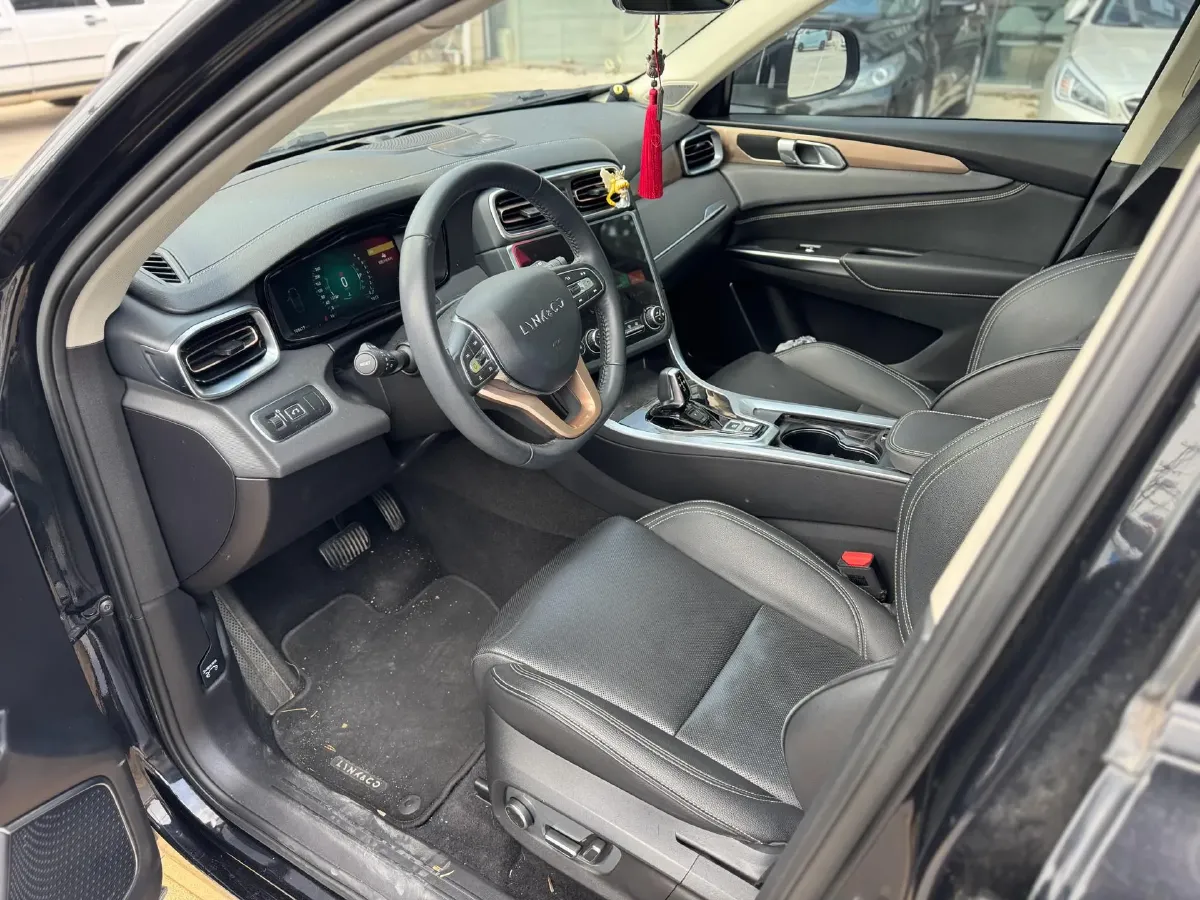 2019 Beijing BJ40 2.0T 218HP L4 6AT,autocango,china used car exporter,china ev exporter,chinese used car exporter,chinese used ev exporter