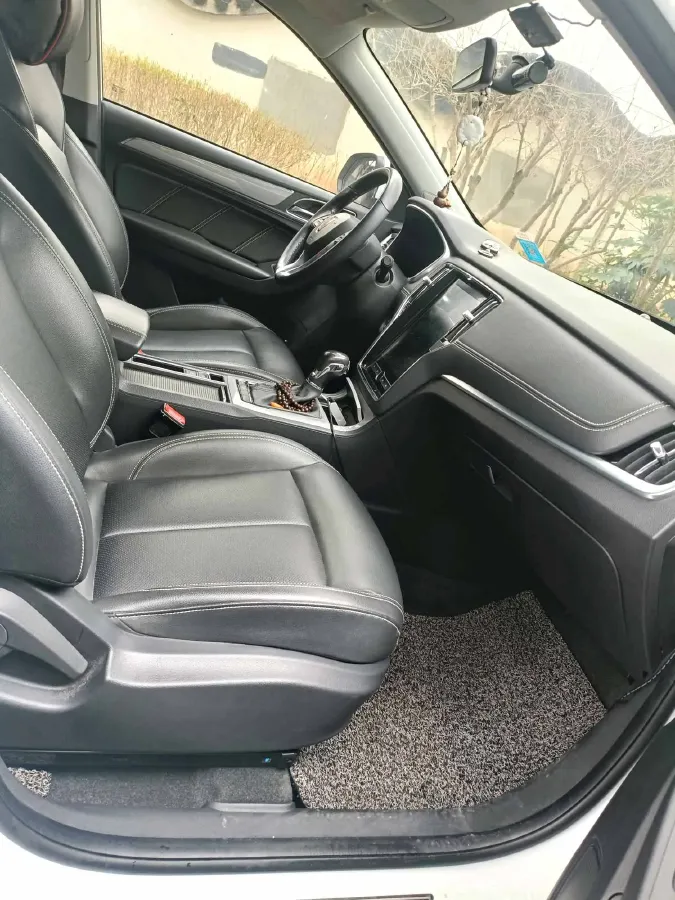 2018 Roewe RX5 1.5T 169HP L4 7DCT,autocango,china used car exporter,china ev exporter,chinese used car exporter,chinese used ev exporter