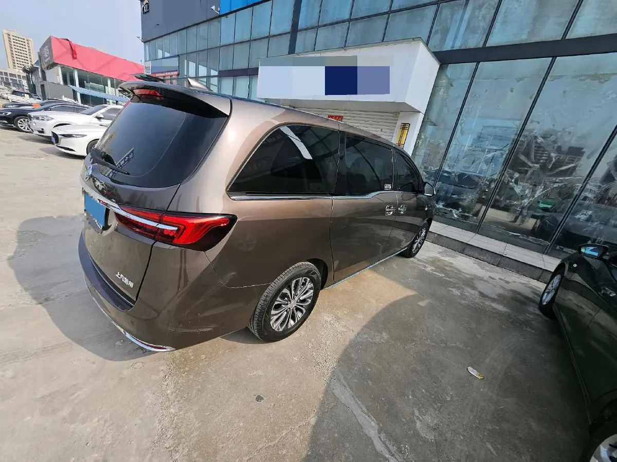 2023 Buick GL8 2.0T 237HP L4 9AT,autocango,china used car exporter,china ev exporter,chinese used car exporter,chinese used ev exporter