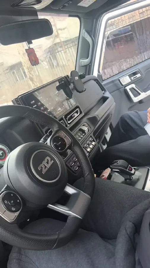 2024 212 212 T01 2.0T 252HP L4 8AT,autocango,china used car exporter,china ev exporter,chinese used car exporter,chinese used ev exporter