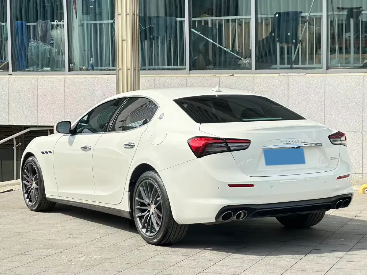 2021 Maserati Ghibli 3.0T 350HP V6 8AT,autocango,china used car exporter,china ev exporter,chinese used car exporter,chinese used ev exporter