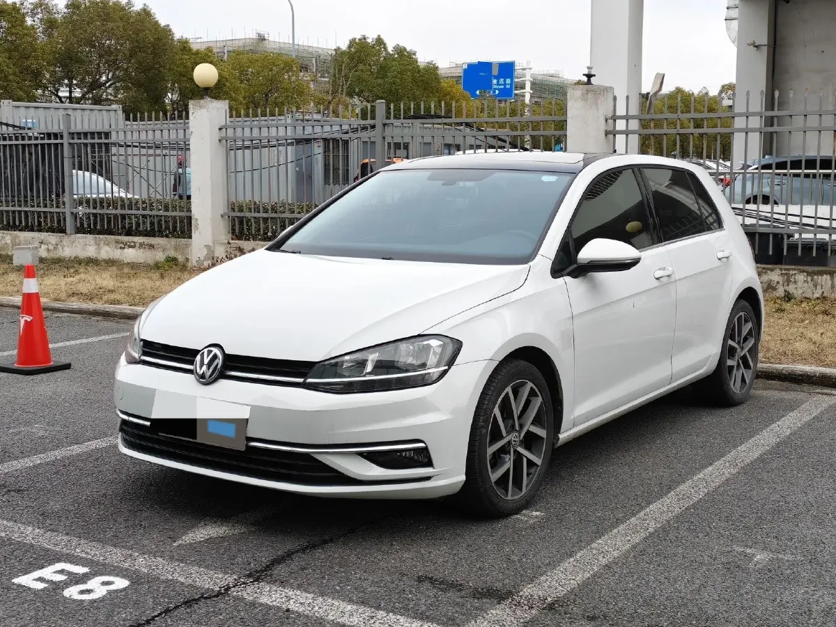 2020 Volkswagen Golf 1.4T 150HP L4 7DCT,autocango,china used car exporter,china ev exporter,chinese used car exporter,chinese used ev exporter