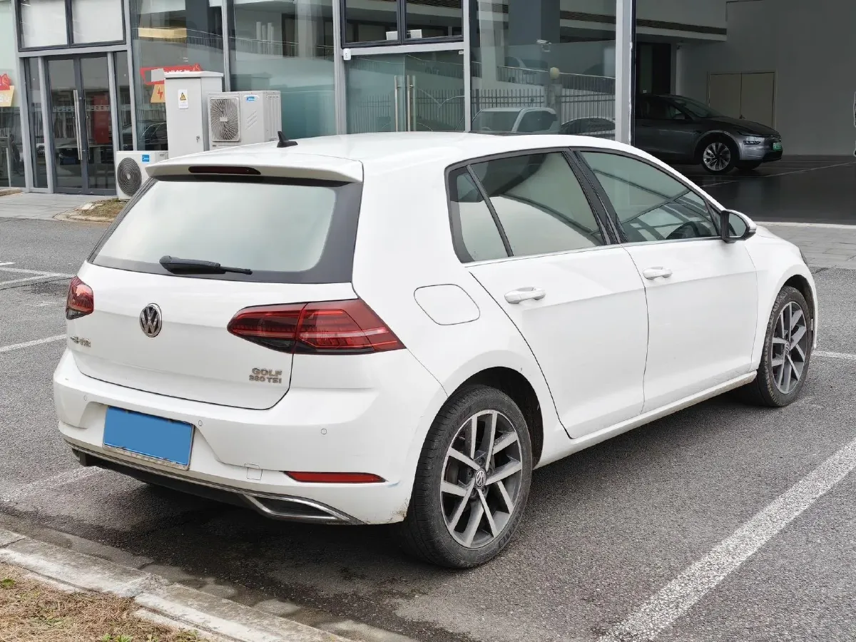 2020 Volkswagen Golf 1.4T 150HP L4 7DCT,autocango,china used car exporter,china ev exporter,chinese used car exporter,chinese used ev exporter