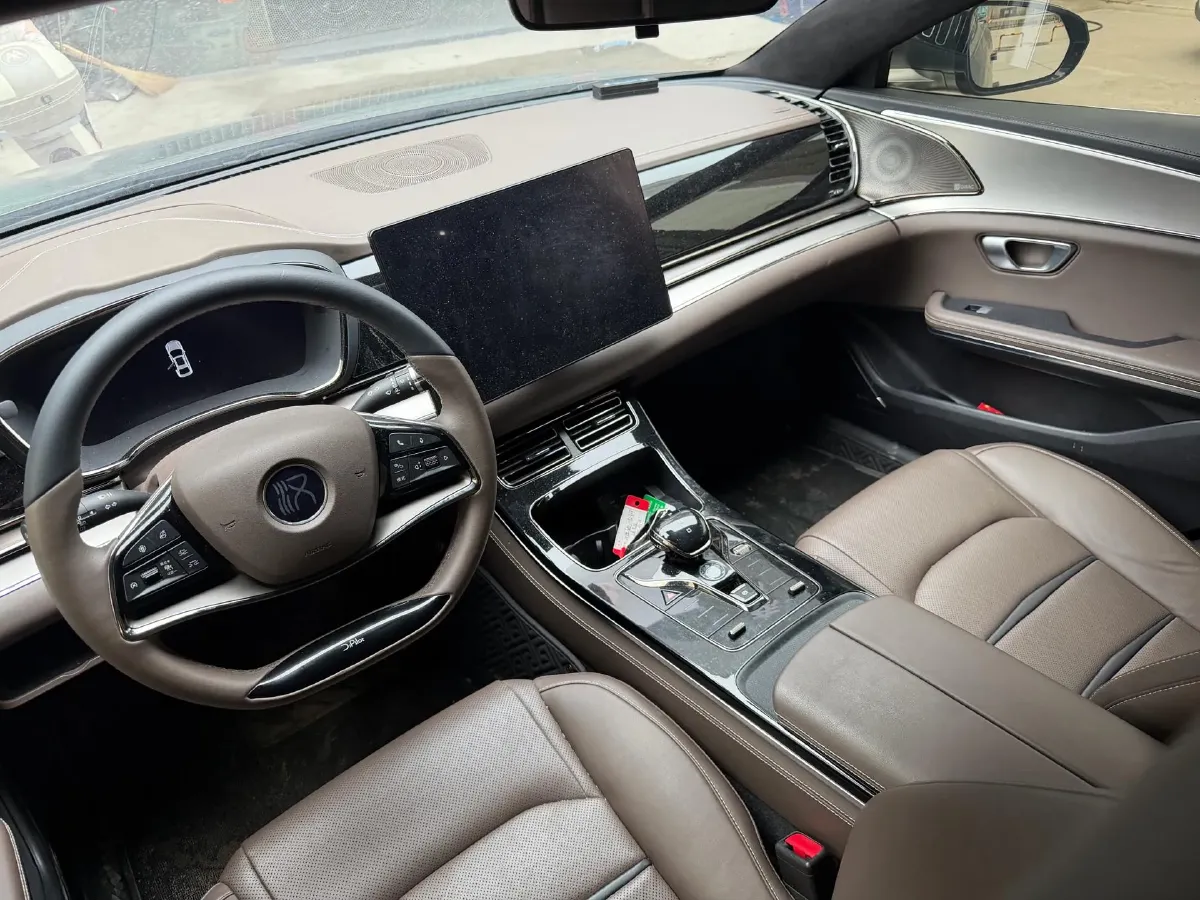 2020 WEY VV7 2.0T 227HP L4 7DCT PHEV,autocango,china used car exporter,china ev exporter,chinese used car exporter,chinese used ev exporter