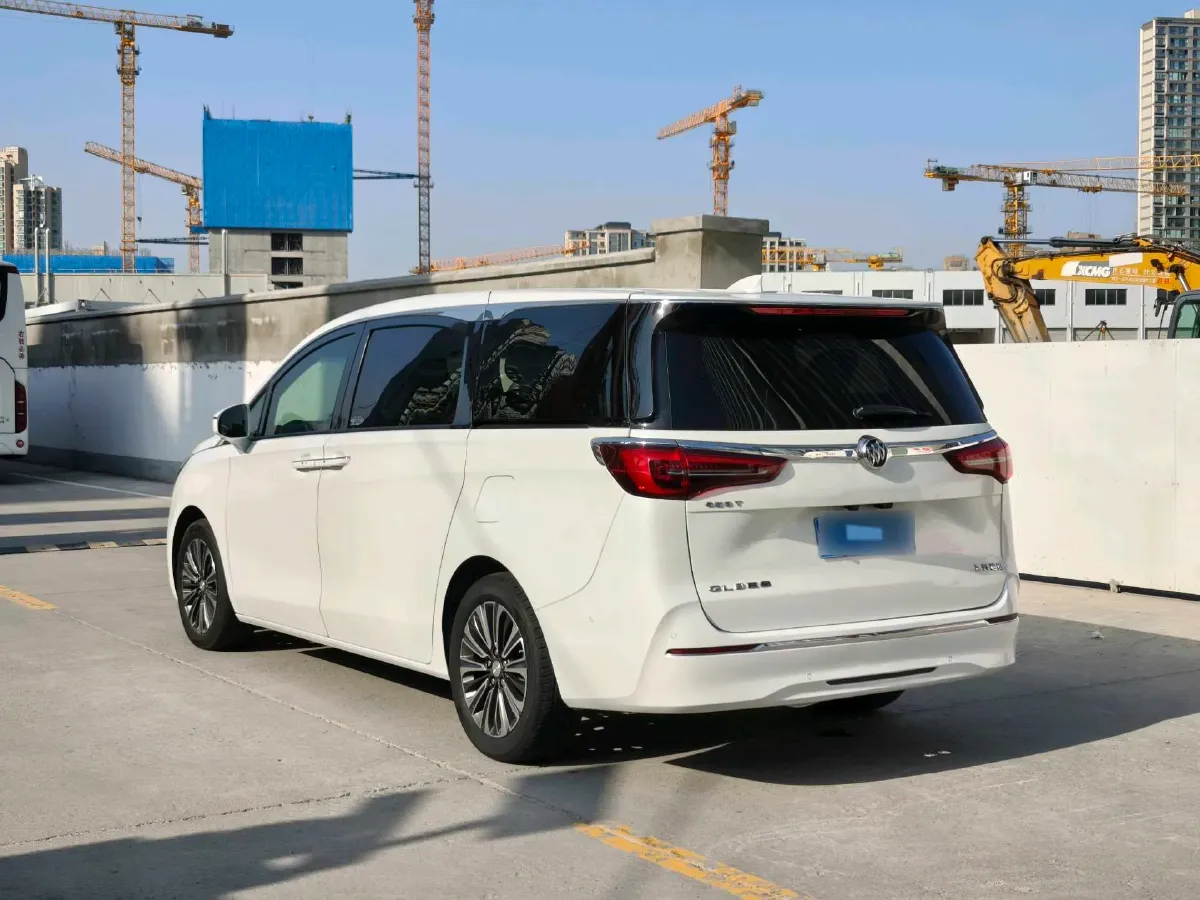 2020 Buick GL8 2.0T 237HP L4 9AT,autocango,china used car exporter,china ev exporter,chinese used car exporter,chinese used ev exporter