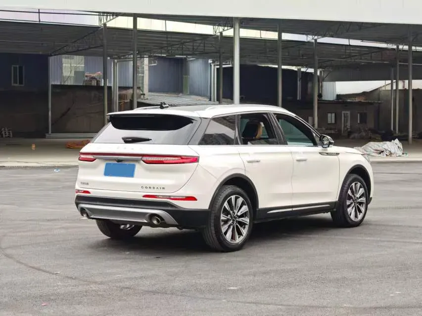 2022 Lincoln Corsair 2.0T 245HP L4 8AT,autocango,china used car exporter,china ev exporter,chinese used car exporter,chinese used ev exporter