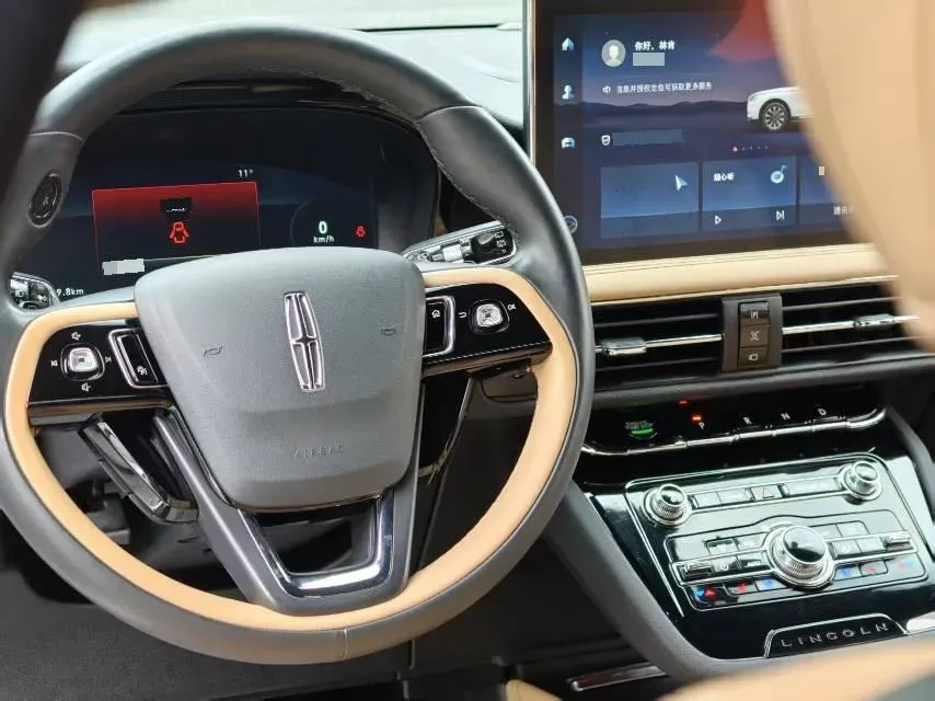 2022 Lincoln Corsair 2.0T 245HP L4 8AT,autocango,china used car exporter,china ev exporter,chinese used car exporter,chinese used ev exporter