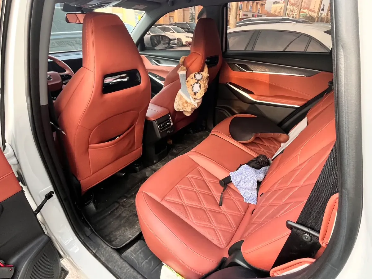 2022 ChangAn CS75 Plus 1.5T 188HP L4 8AT,autocango,china used car exporter,china ev exporter,chinese used car exporter,chinese used ev exporter