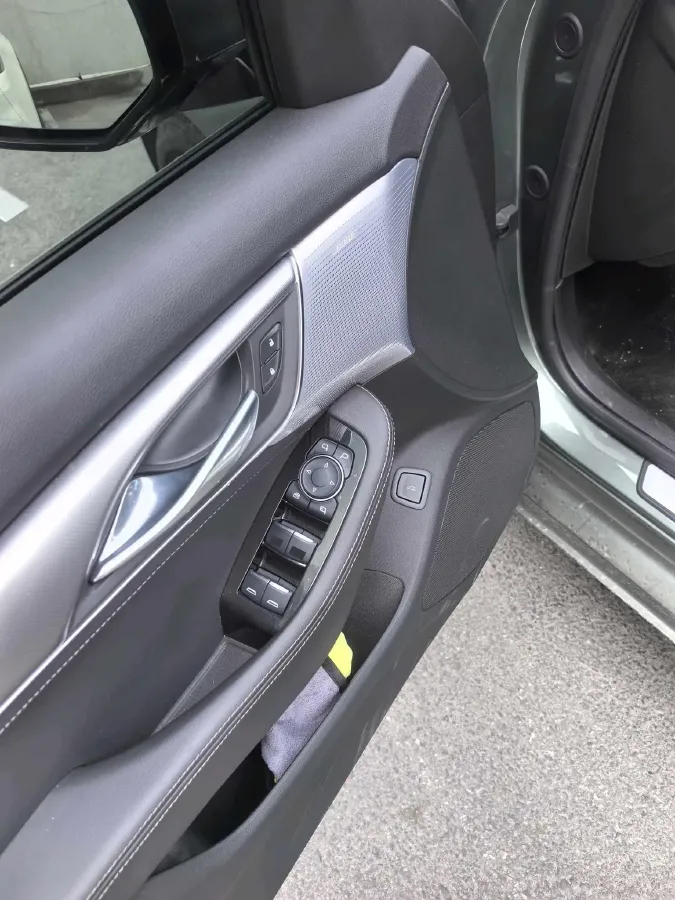 2023 Cadillac CT5 2.0T 237HP L4 10AT,autocango,china used car exporter,china ev exporter,chinese used car exporter,chinese used ev exporter