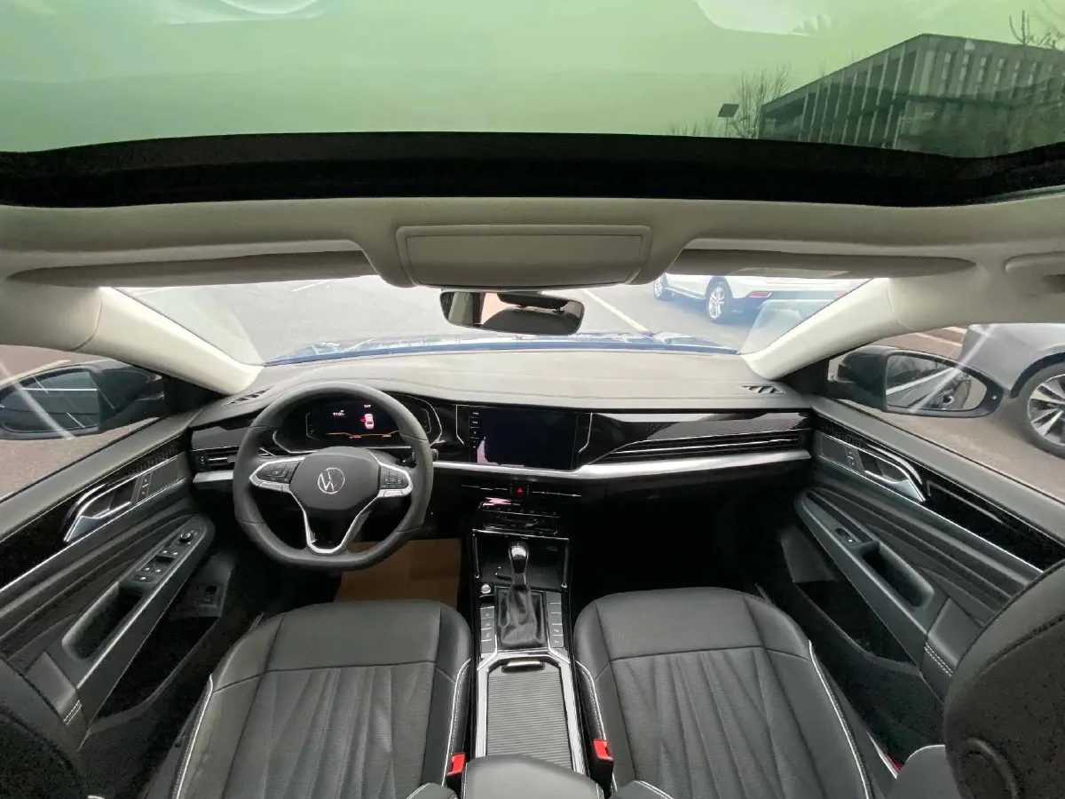 2022 Xpeng P7 BEV 60.2KWH,autocango,china used car exporter,china ev exporter,chinese used car exporter,chinese used ev exporter