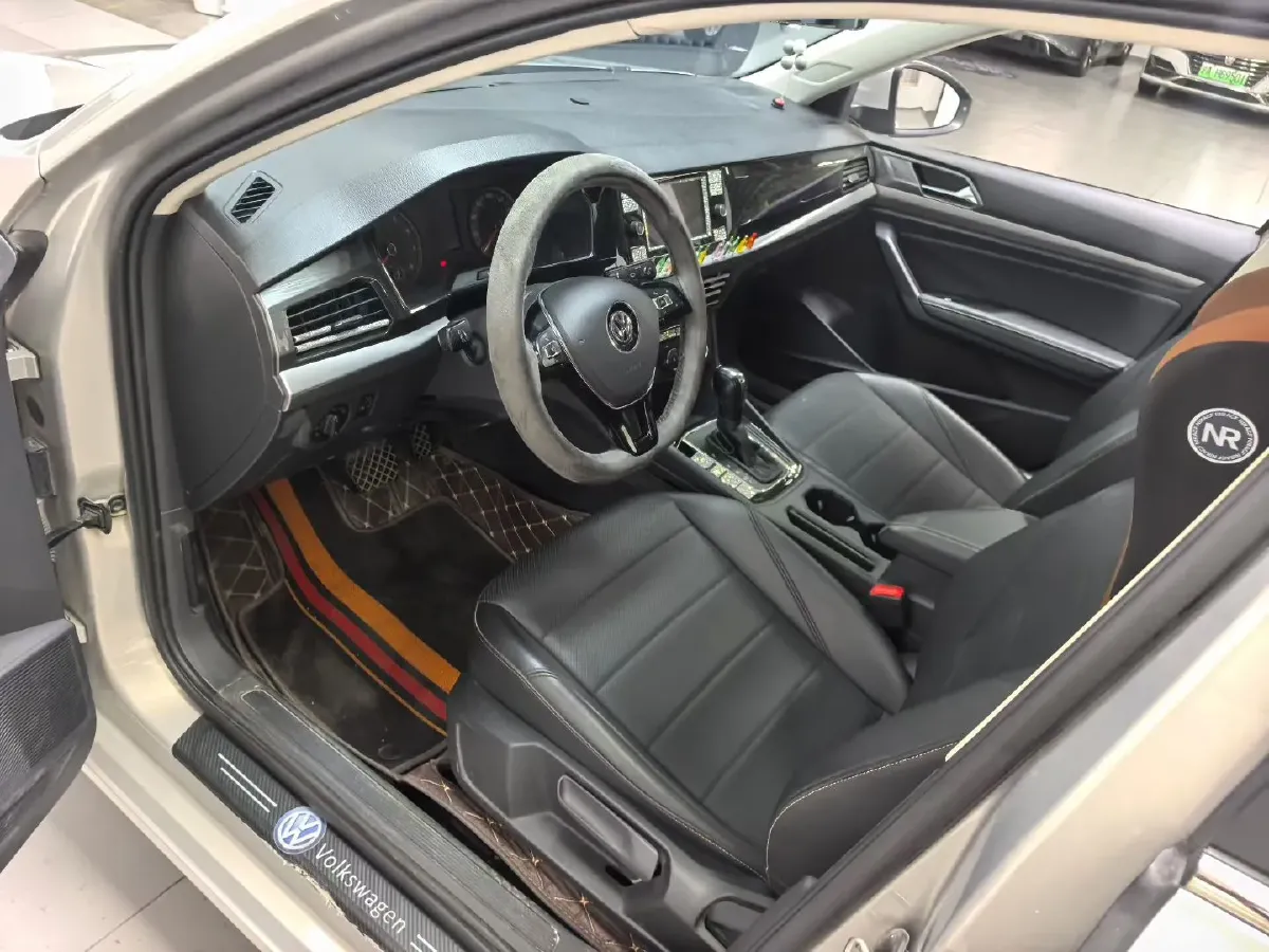 2019 Volkswagen Lavida 1.5L 116HP L4 6AT,autocango,china used car exporter,china ev exporter,chinese used car exporter,chinese used ev exporter