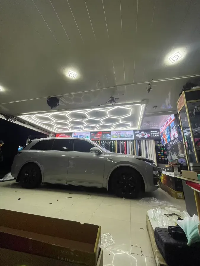 2023 Li L8 Range Extended 154HP REEV 40.9KWH,autocango,china used car exporter,china ev exporter,chinese used car exporter,chinese used ev exporter