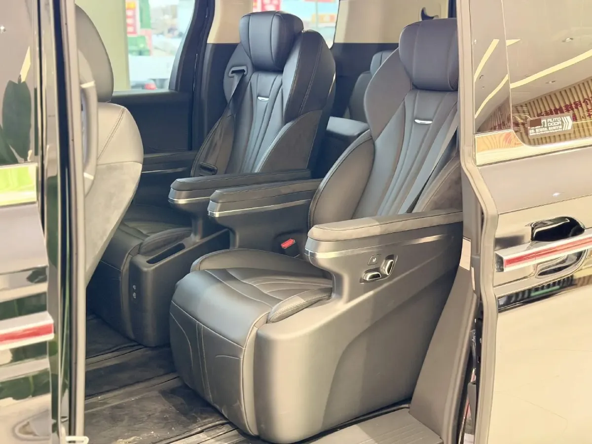 2024 HongQi HQ9 2.0T 163HP L4 1DHT PHEV 20.14KWH,autocango,china used car exporter,china ev exporter,chinese used car exporter,chinese used ev exporter