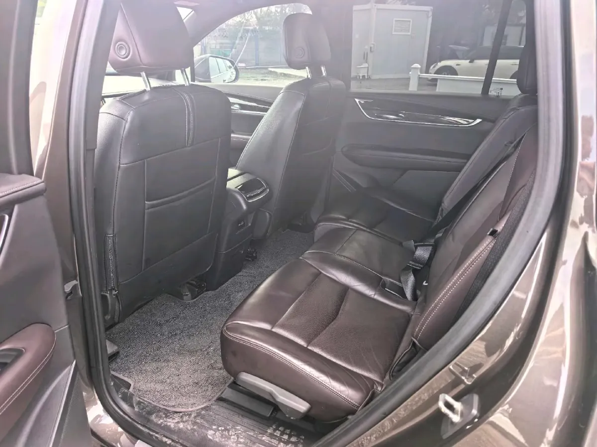 2020 Cadillac XT6 2.0T 241HP L4 9AT,autocango,china used car exporter,china ev exporter,chinese used car exporter,chinese used ev exporter