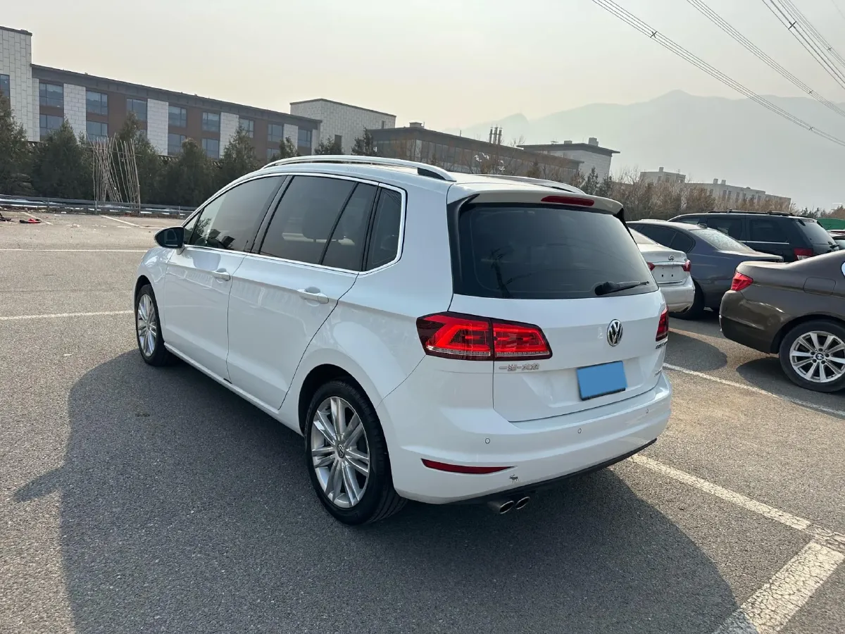 2018 Volkswagen Golf Sportsvan 1.4T 150HP L4 7DCT,autocango,china used car exporter,china ev exporter,chinese used car exporter,chinese used ev exporter