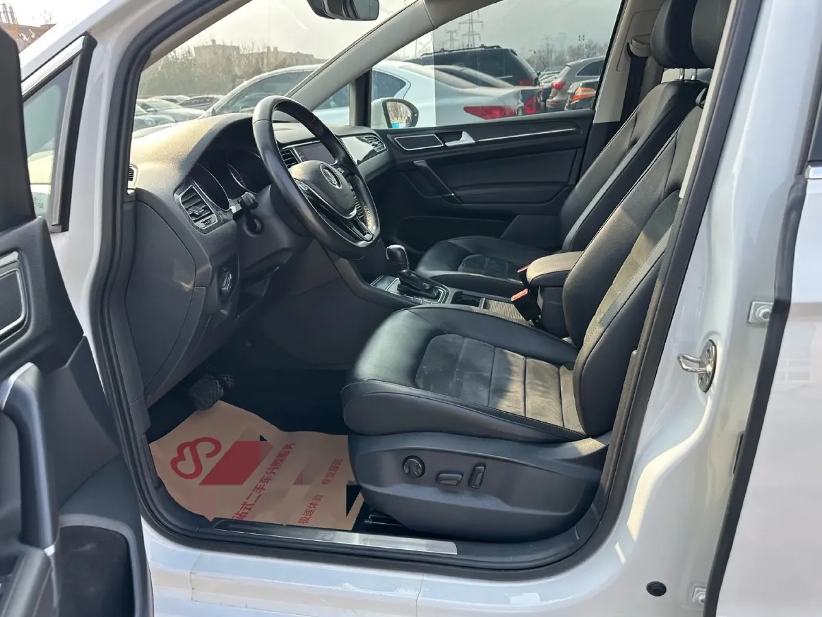 2018 Volkswagen Golf Sportsvan 1.4T 150HP L4 7DCT,autocango,china used car exporter,china ev exporter,chinese used car exporter,chinese used ev exporter