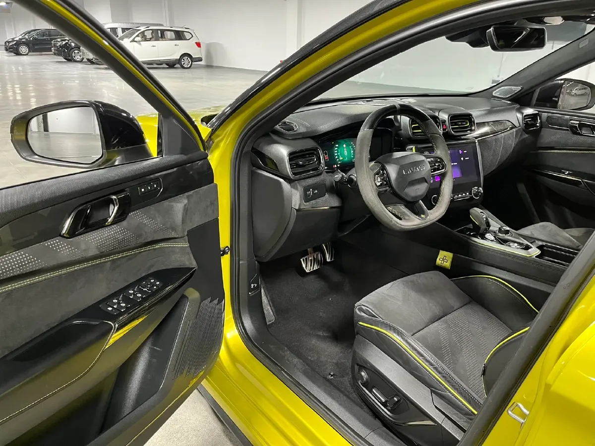 2020 LYNK&CO 03 2.0T 254HP L4 8AT,autocango,china used car exporter,china ev exporter,chinese used car exporter,chinese used ev exporter