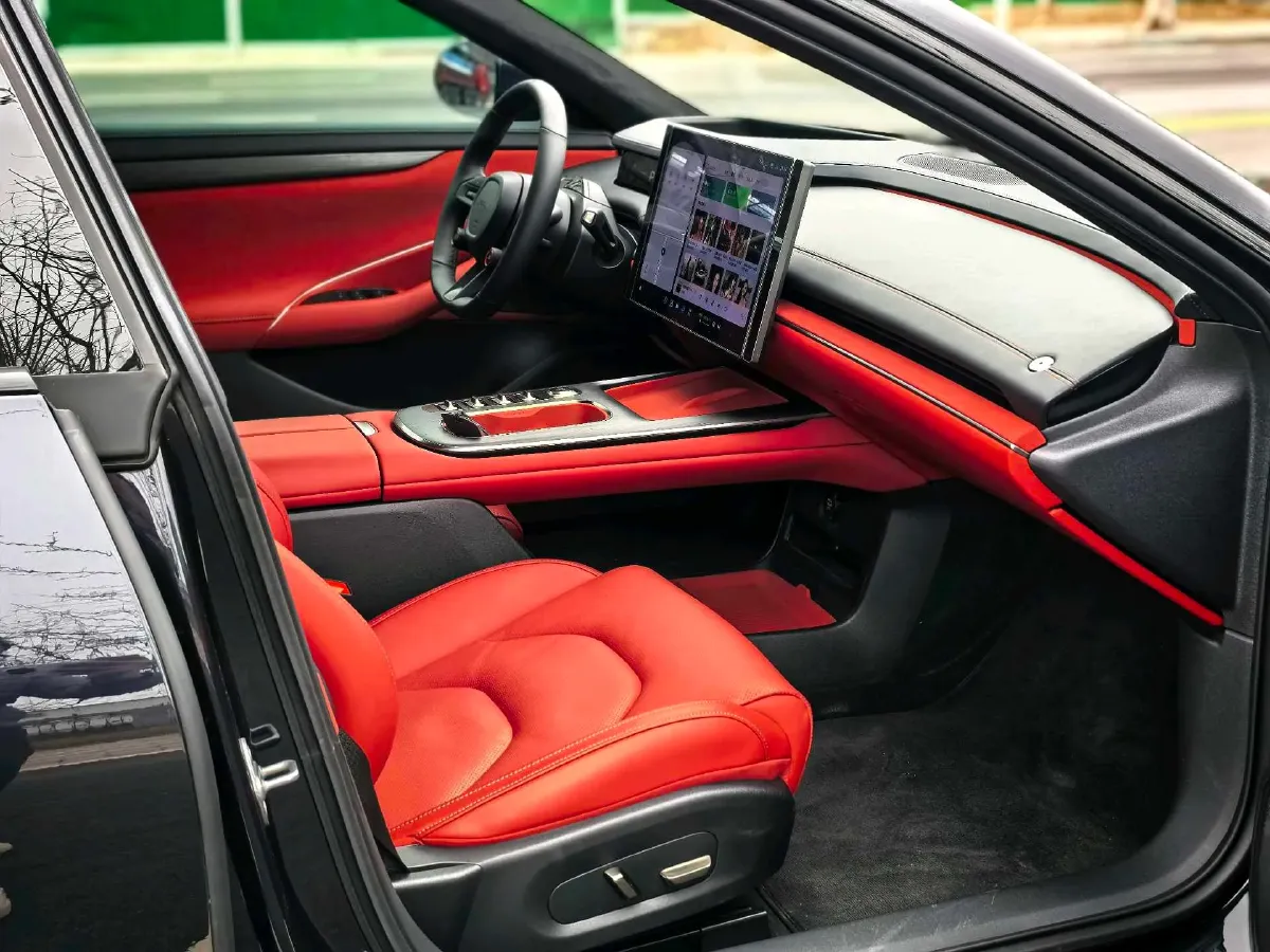 2024 MI SU7 BEV 101KWH,autocango,china used car exporter,china ev exporter,chinese used car exporter,chinese used ev exporter