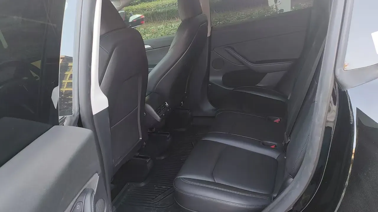 2024 Iveco OuSheng BEV 77.28KWH,autocango,china used car exporter,china ev exporter,chinese used car exporter,chinese used ev exporter