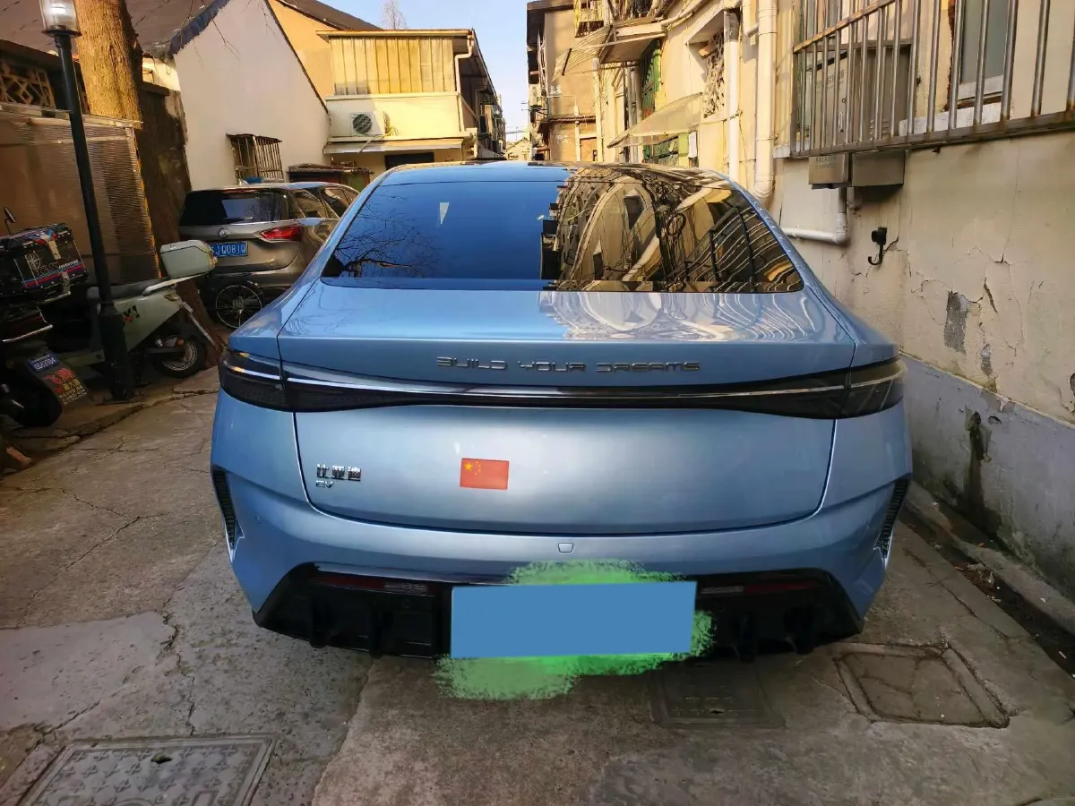 2022 AITO AITO M5 Range Extended 125HP REEV 40KWH,autocango,china used car exporter,china ev exporter,chinese used car exporter,chinese used ev exporter