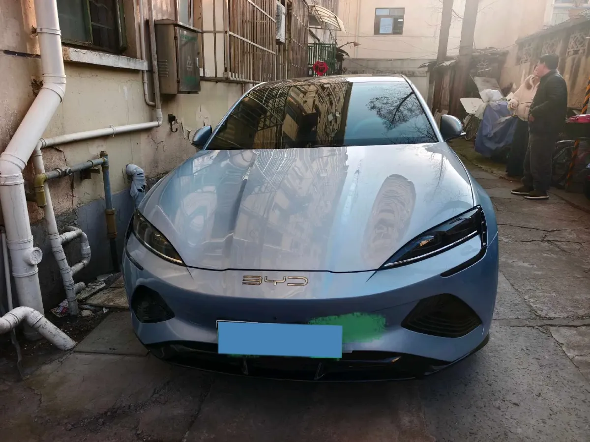 2022 AITO AITO M5 Range Extended 125HP REEV 40KWH,autocango,china used car exporter,china ev exporter,chinese used car exporter,chinese used ev exporter