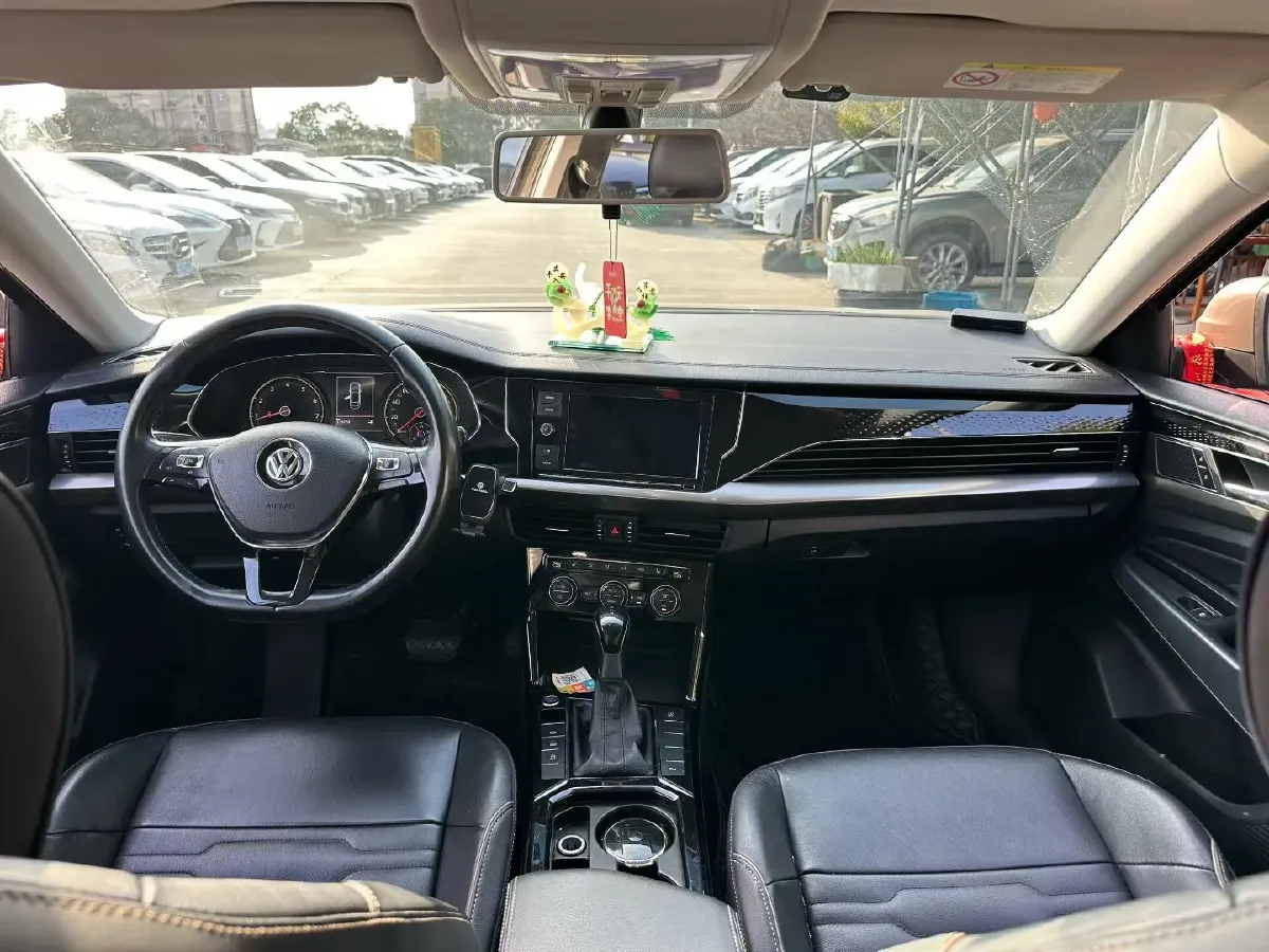 2019 Skoda Kodiak 2.0T 186HP L4 7DCT,autocango,china used car exporter,china ev exporter,chinese used car exporter,chinese used ev exporter