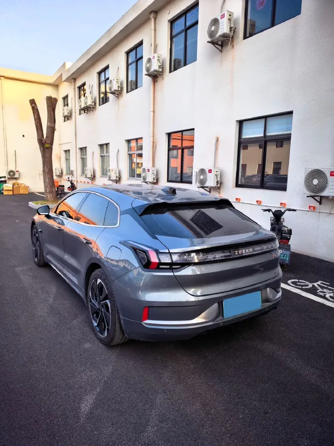 2023 Zeekr 001 BEV 86KWH,autocango,china used car exporter,china ev exporter,chinese used car exporter,chinese used ev exporter