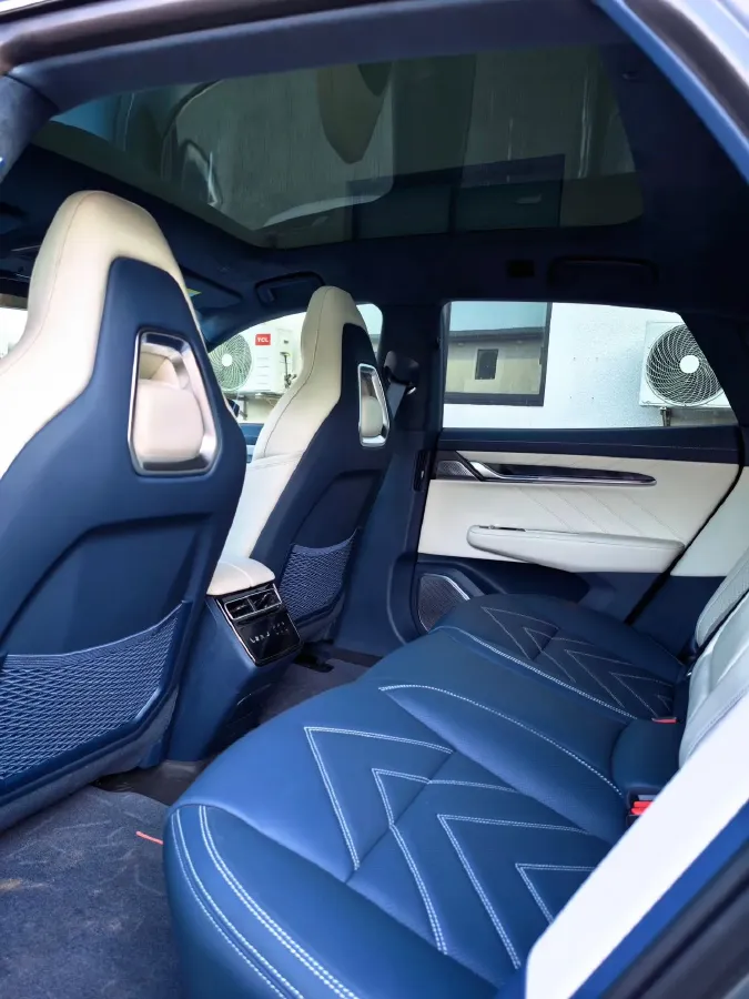 2023 Zeekr 001 BEV 86KWH,autocango,china used car exporter,china ev exporter,chinese used car exporter,chinese used ev exporter