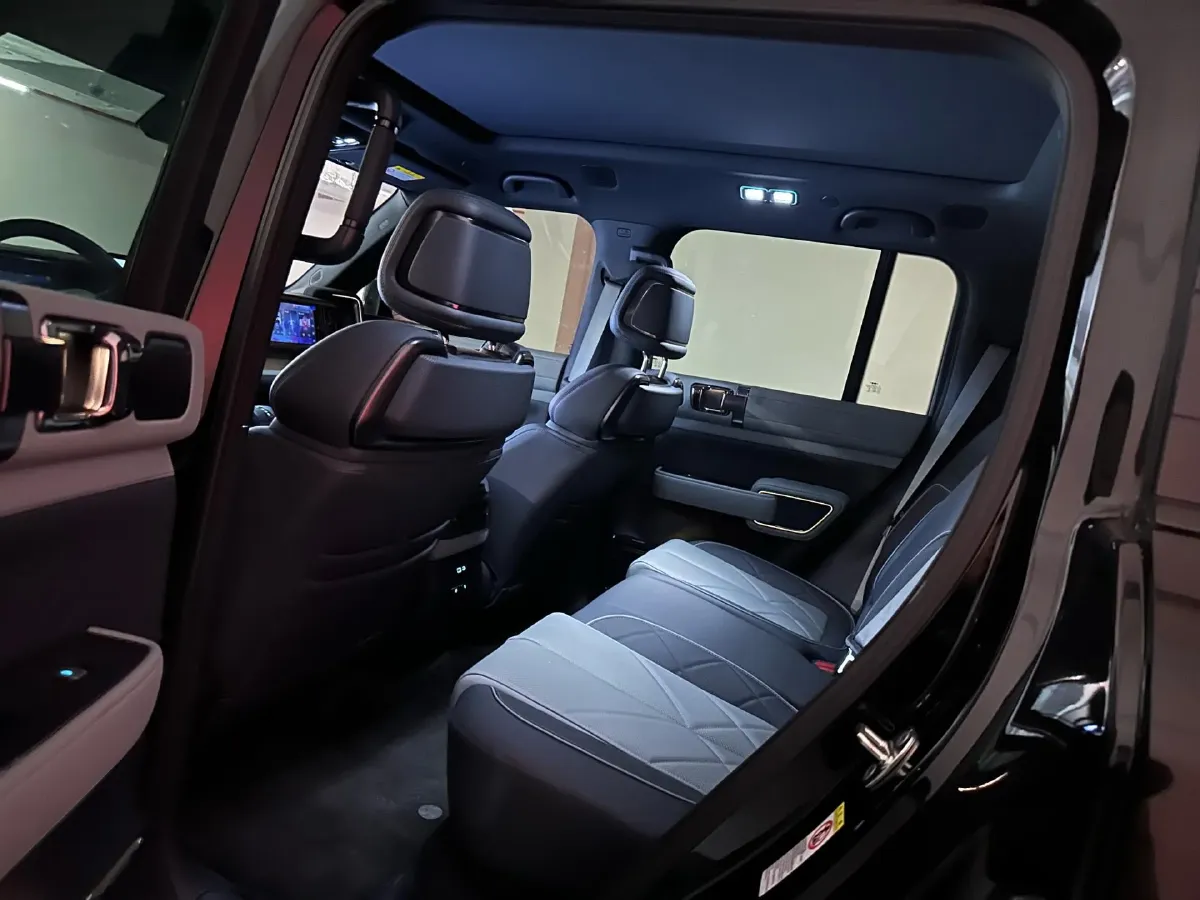 2023 FangChengBao Bao 5 1.5T 194HP L4 E-CVT PHEV 31.8KWH,autocango,china used car exporter,china ev exporter,chinese used car exporter,chinese used ev exporter