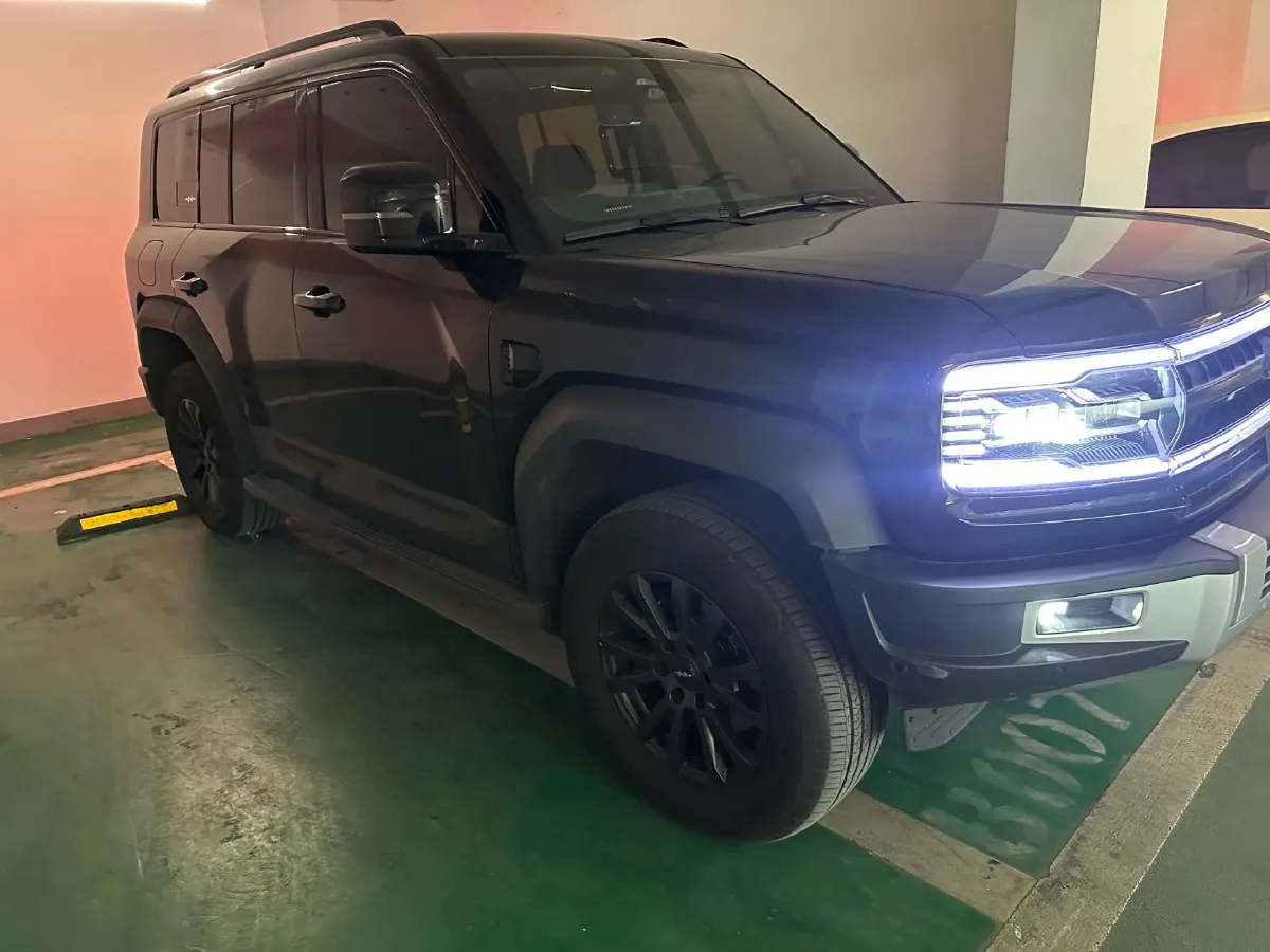 2023 FangChengBao Bao 5 1.5T 194HP L4 E-CVT PHEV 31.8KWH,autocango,china used car exporter,china ev exporter,chinese used car exporter,chinese used ev exporter